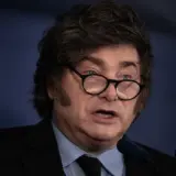 Javier Milei la microfon
